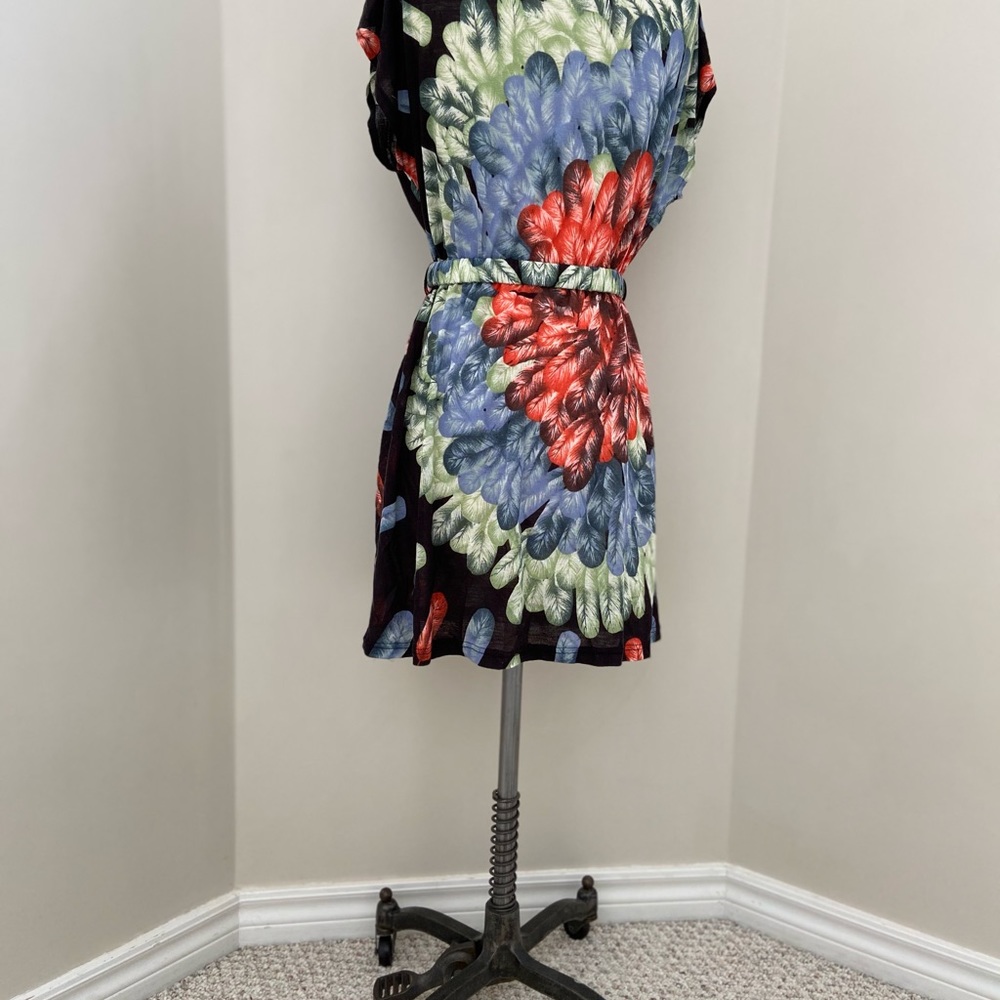 Dress - Picture 3 of 8